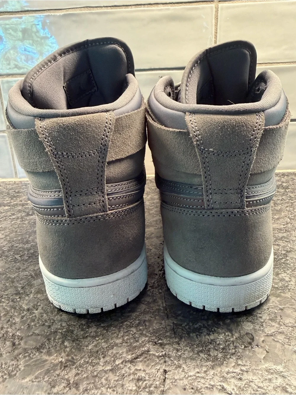 Jordan Men's High-Top Sneakers in Charcoal Gray size 8